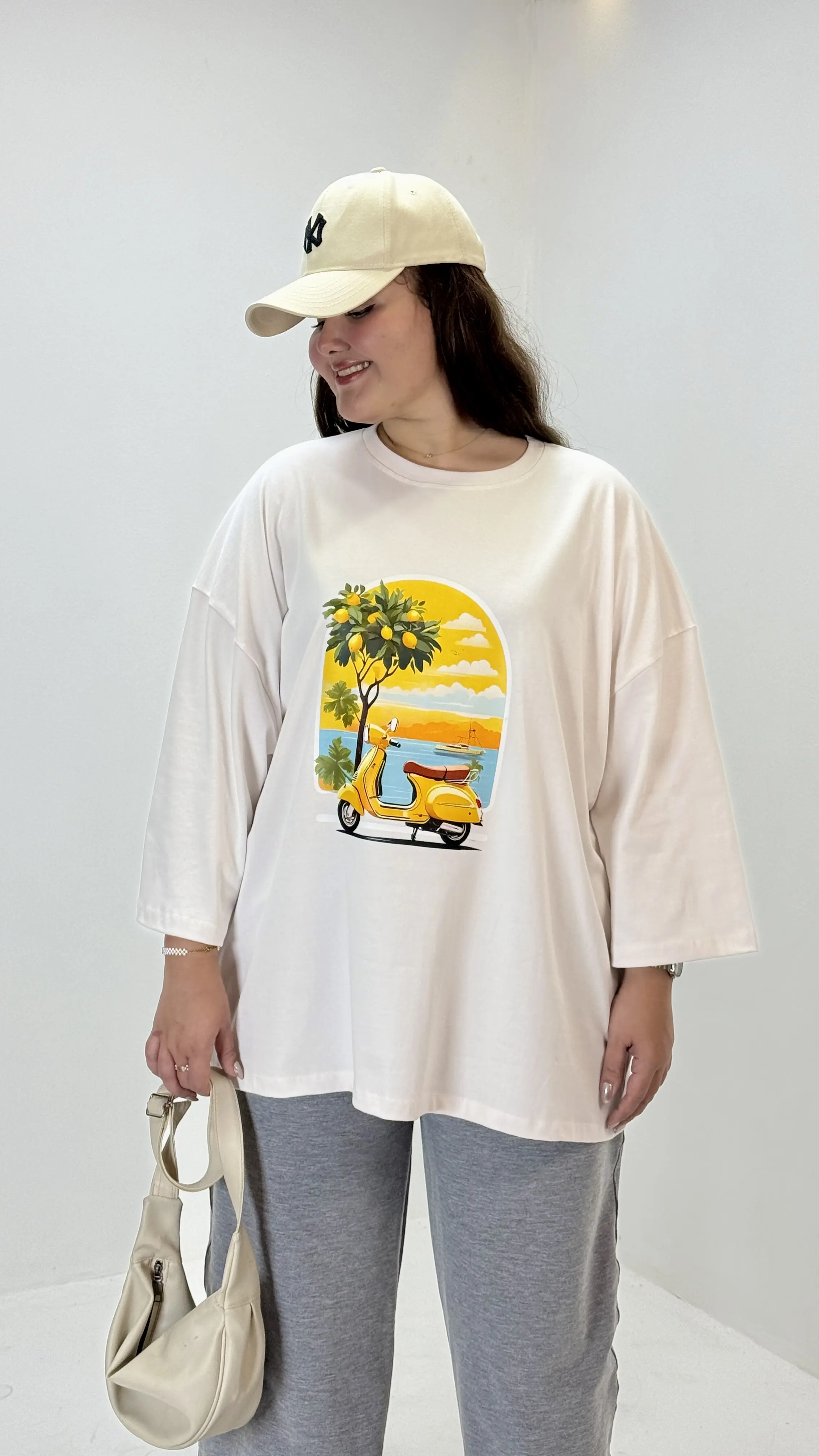 تیشرت باکسی سایزبزرگ lemon island